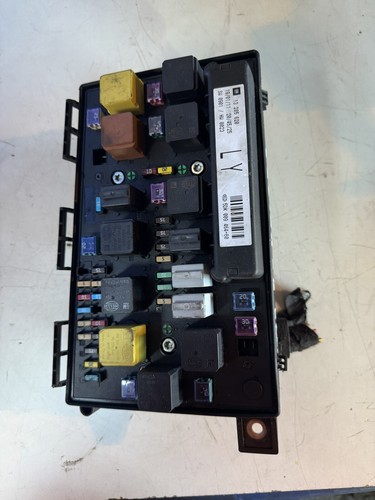 Vauxhall zafira fuse relay box - fuse,