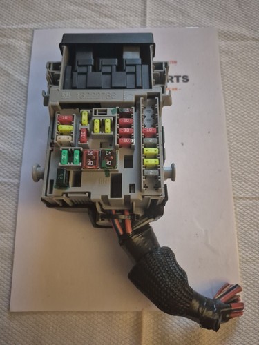 Fuse relay box - fuse, 13222786